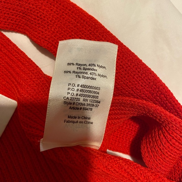 Aritzia Cayenne Red Strappy knit crop top - Picture 9 of 10